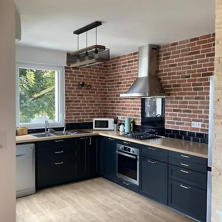 Elegant T3 Avec Terrasse Plein Sud, Proche Centre * Καν